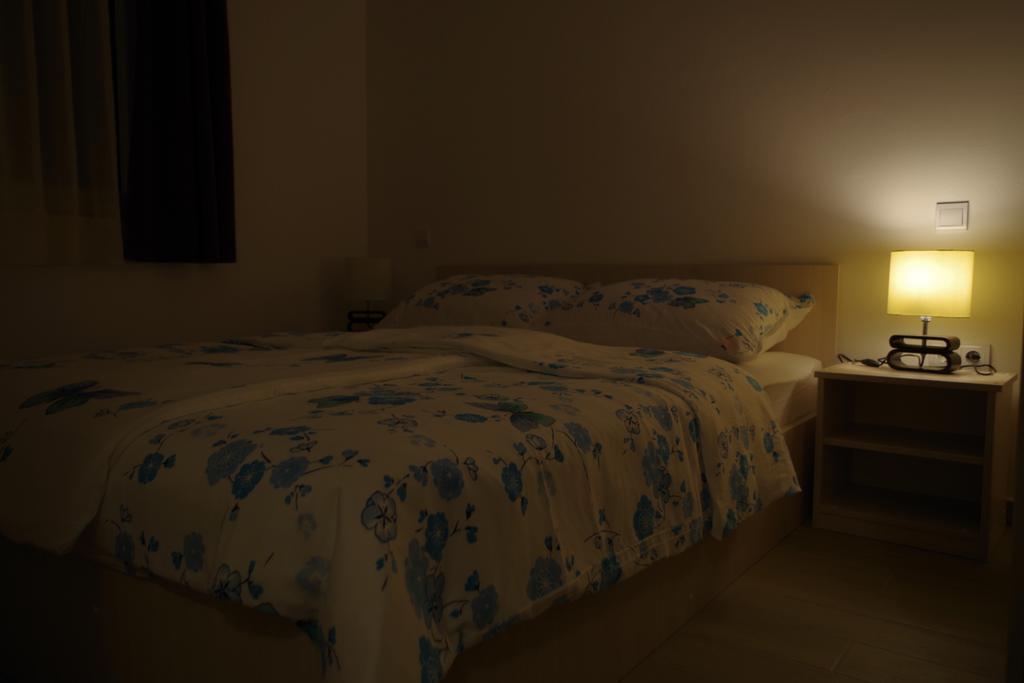 Villa Palas Apartments Rogoznica  Zimmer foto