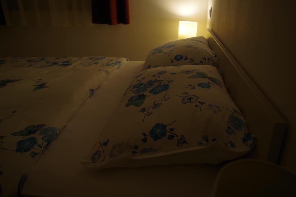 Villa Palas Apartments Rogoznica  Zimmer foto